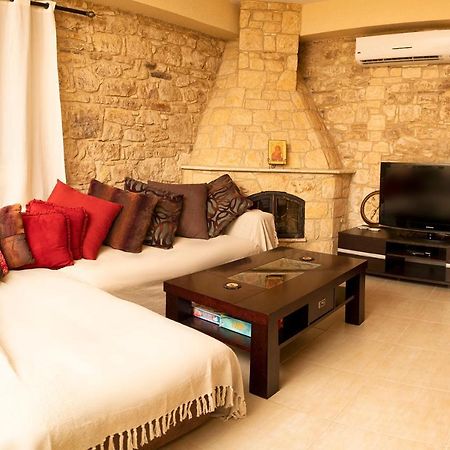 Salamiou Stone House Villa Paphos Eksteriør billede