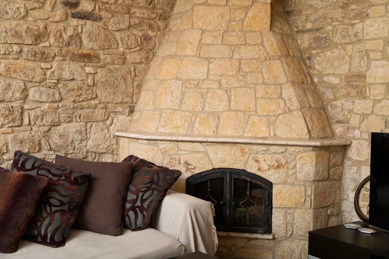 Salamiou Stone House Villa Paphos Eksteriør billede